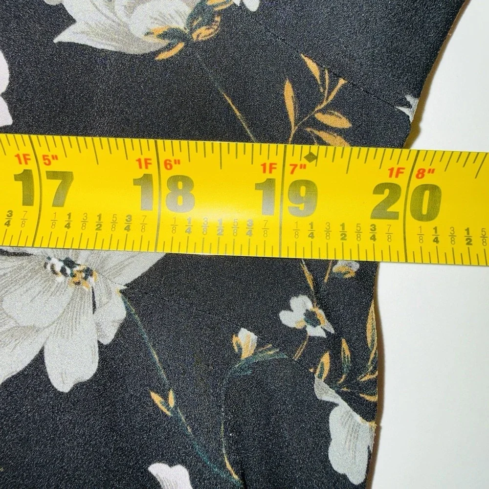 French Connection Mixed Media Floral Top Size L Crew Neck 3/4 Sleeve Lyocell - Picture 5 of 8